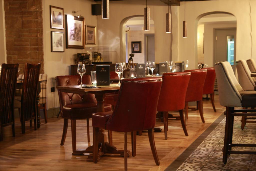 Crown Hotel Nantwich Buitenkant foto